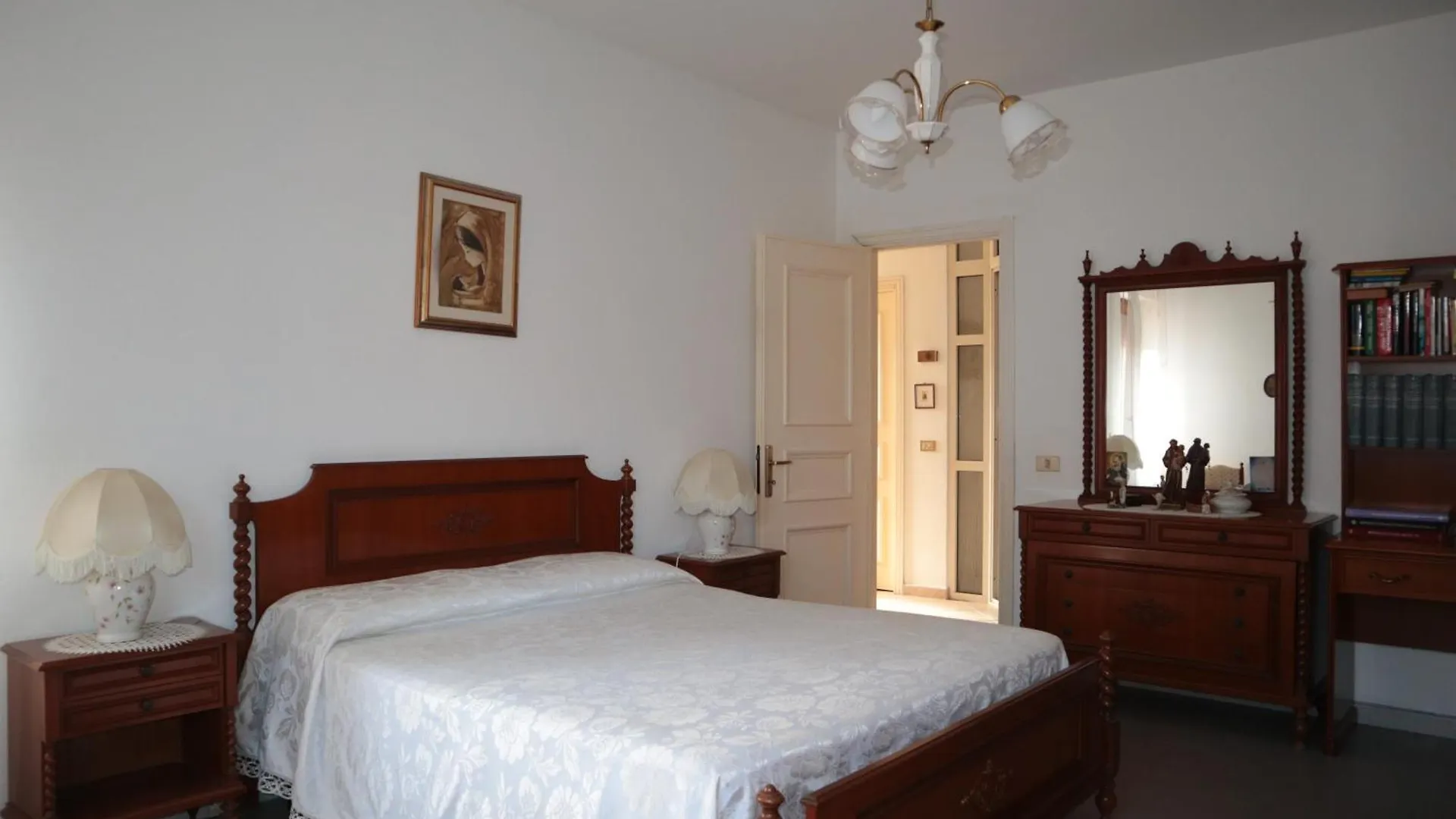 בודוני Appartamento Via Oristano 0*,  איטליה